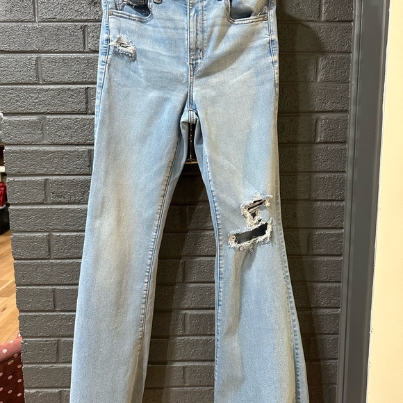 American Eagle Outfitters Denim - American Eagle Super High Rise Light Blue Distressed Women's Jeans